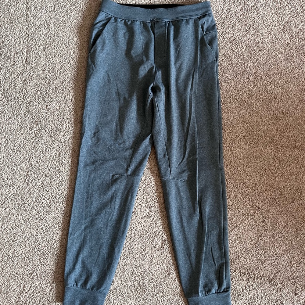 Lululemon men’s city sweat pants